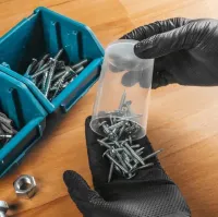 WUSSOW jednorázové nitrilové rukavice s diamantovou texturou černé